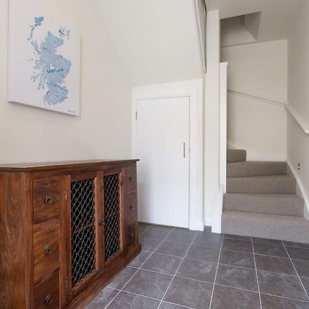 Joivy Trendy 1-Bedroom Main Door House In New Town Edinburgh Kültér fotó